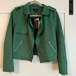 Cropped suede jacket